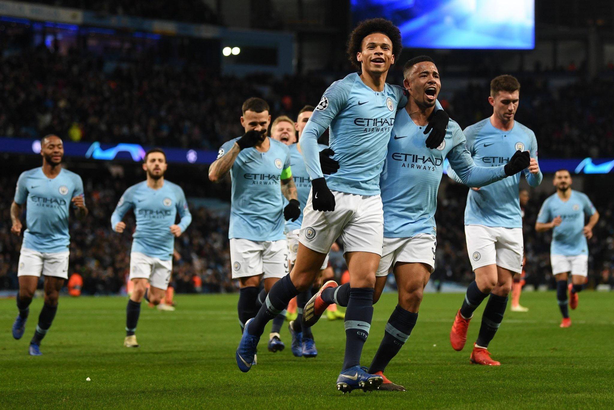 很多球员随 很多球员随